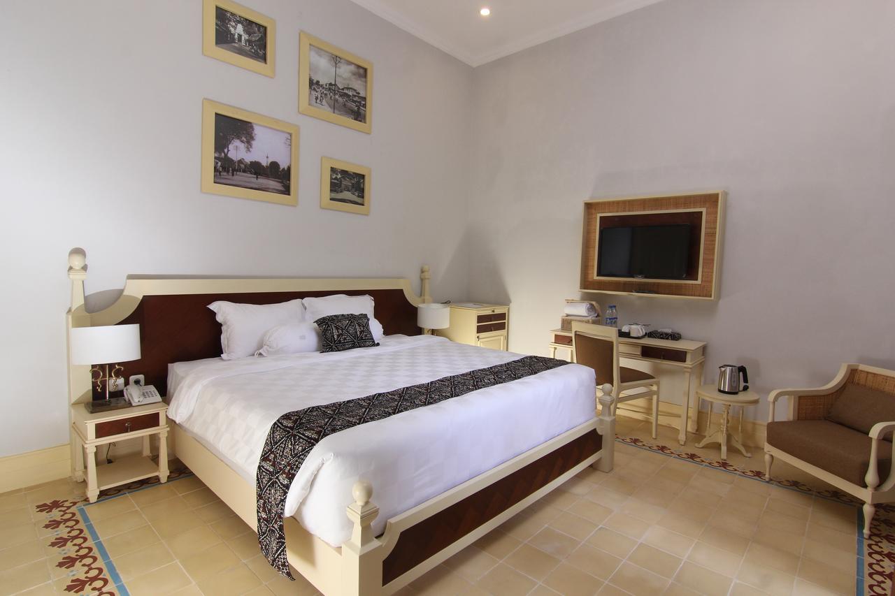 จาวา วิลลา บูทีค โฮเทล แอนด์ เรสโท Hotel ยอกยาการ์ตา ภายนอก รูปภาพ