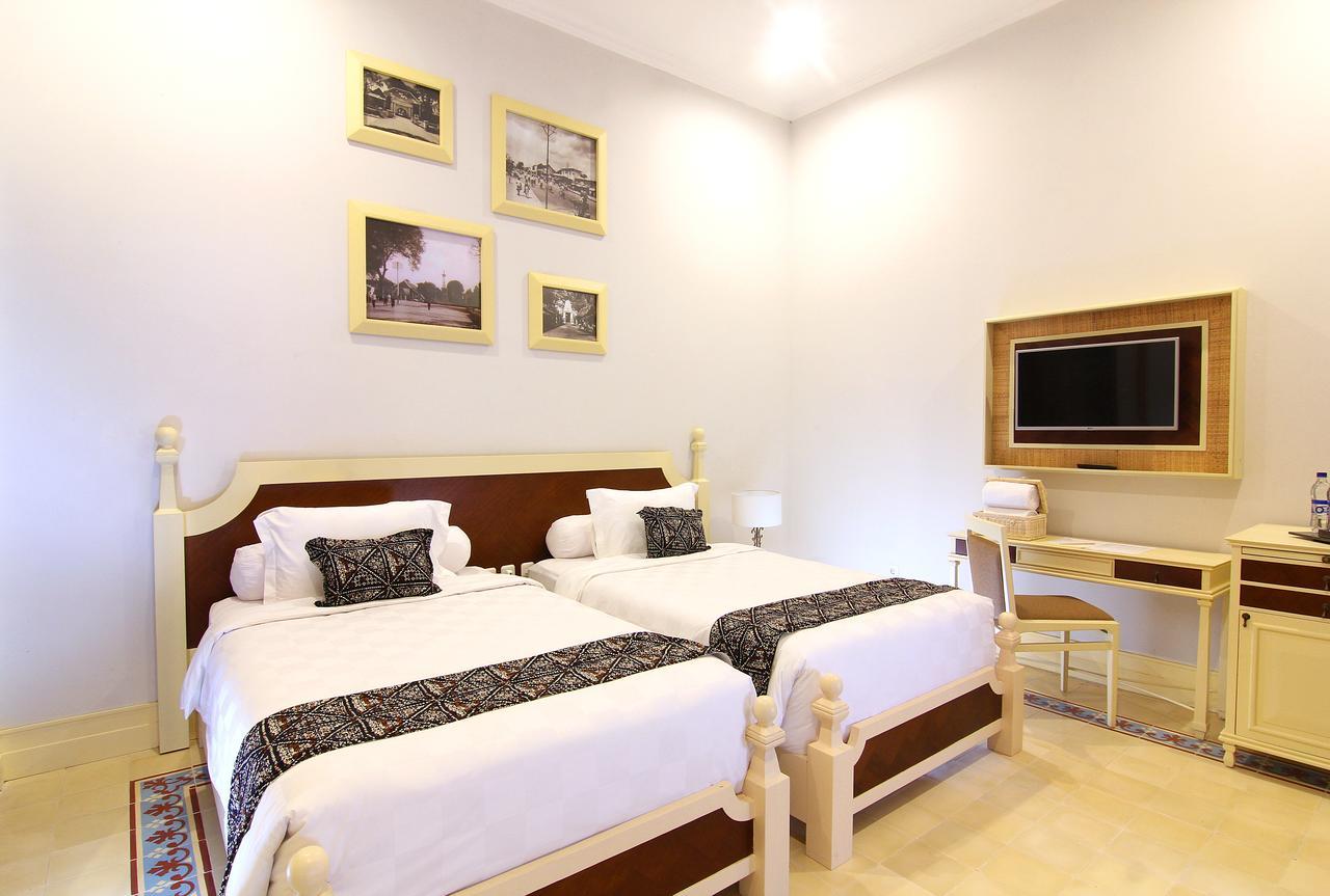 จาวา วิลลา บูทีค โฮเทล แอนด์ เรสโท Hotel ยอกยาการ์ตา ภายนอก รูปภาพ